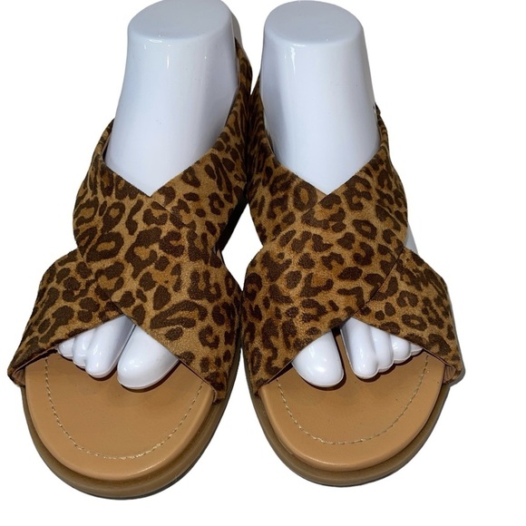AEROSOLES Leopard Print Sandals - Picture 2 of 10